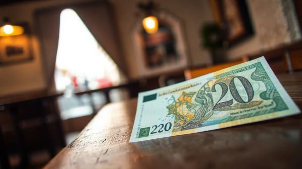Valeur actuelle des 20 francs en Tunisie : Guide des investissements
